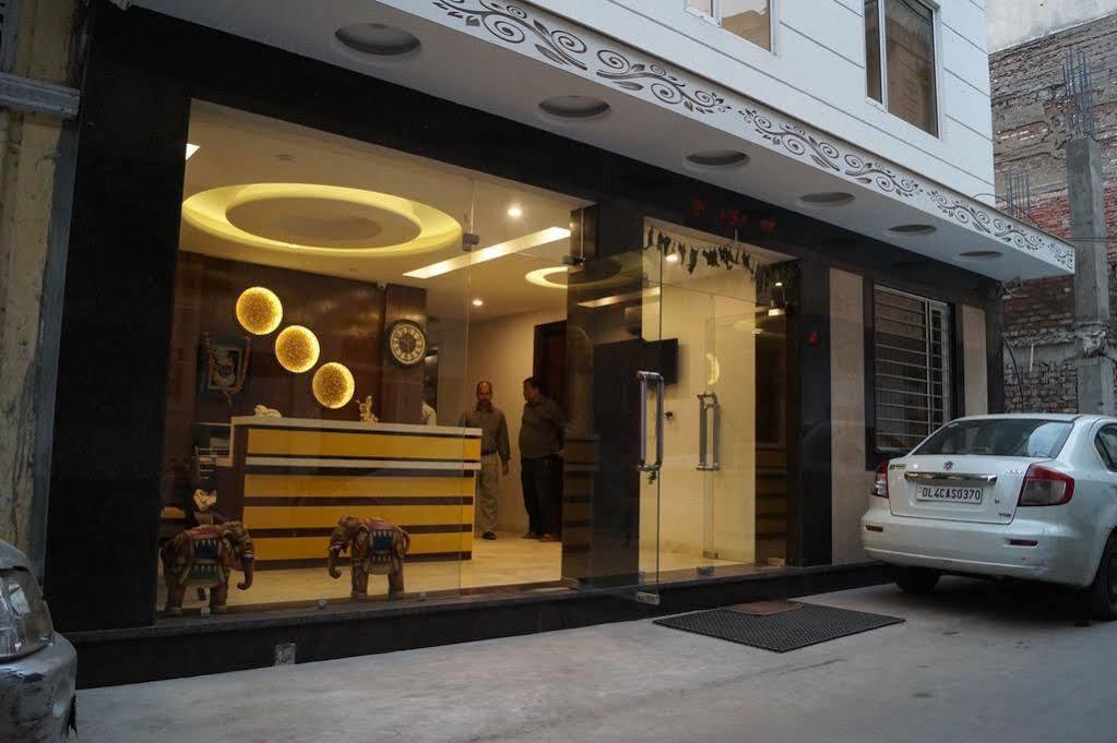Omega Residency Hotel New Delhi Buitenkant foto
